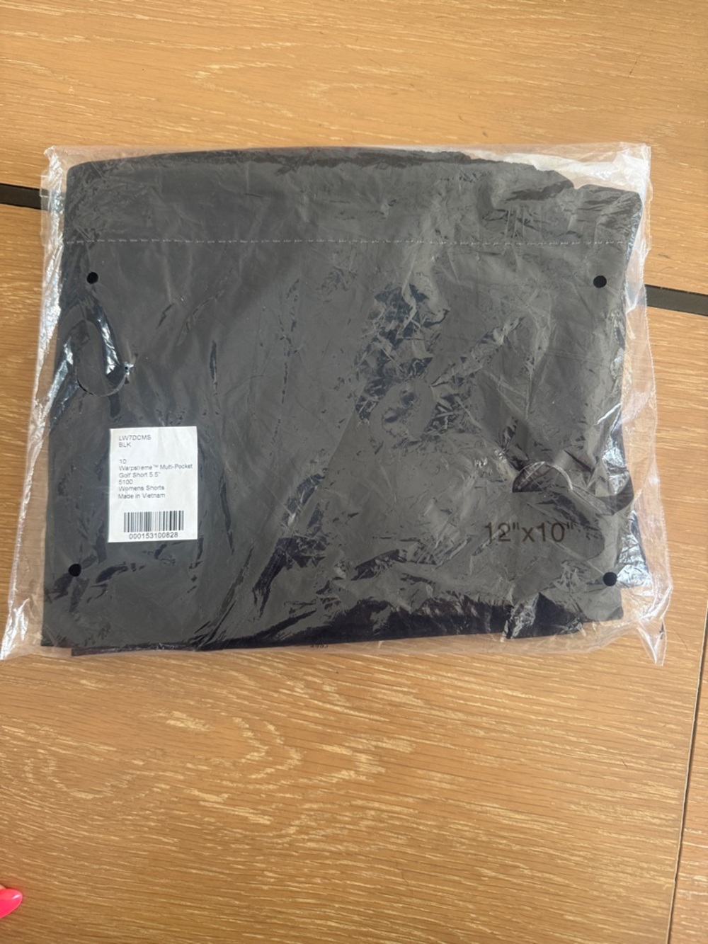 Lululemon Warpstreme Multi Pocket Women's Black Golf Performance Shorts - Picture 7 of 9